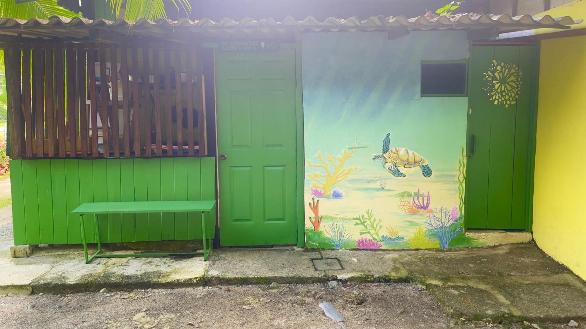 Auberge de jeunesse Casa Mamre à Cahuita Extérieur photo