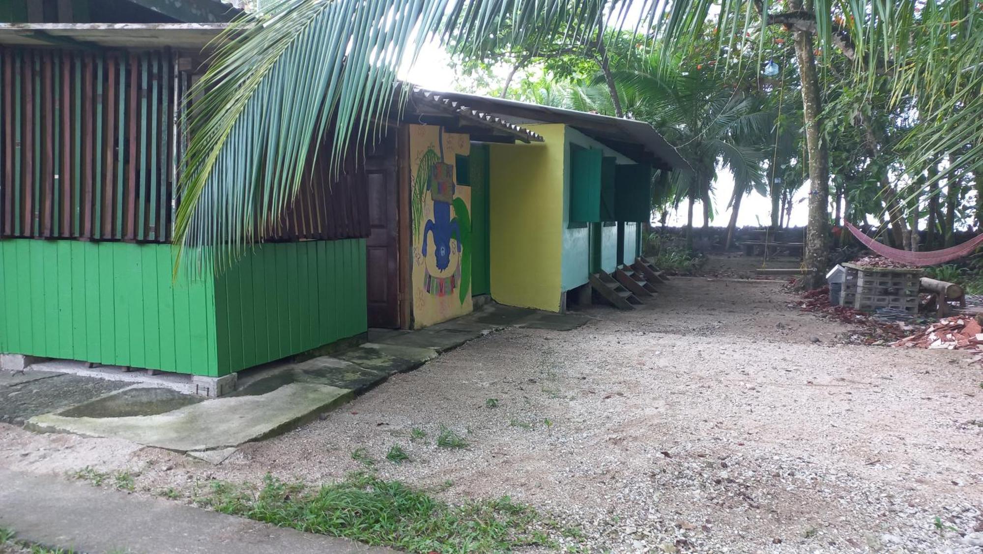 Auberge de jeunesse Casa Mamre à Cahuita Extérieur photo